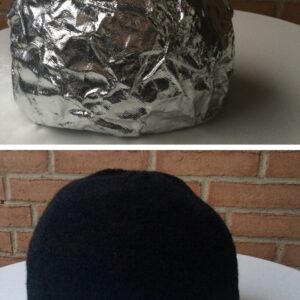 Aluminium foil with adhesive