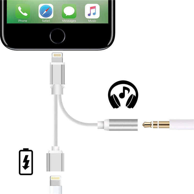 Lightning adapter to earphone