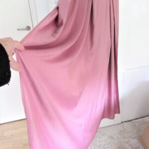 EMF beskyttende tørklæde og tæppe i et